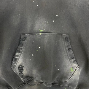 เสื้อฮู้ดผู้ชายลายความทุกข์แบบเต็มตัวสไตล์สตรีทแวร์ประดับพลอยเทียมและเอฟเฟกต์แสงแดดกำหนดโลโก้ได้เอง - Product Image 6