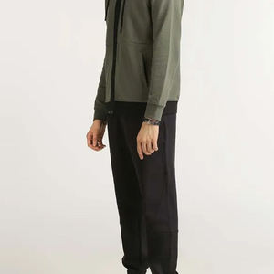 Transpirable y de secado rápido Ligero Hombres Cremallera Sudadera con capucha Diseñe su propio estilo Totalmente personalizado Hombres Cremallera Sudadera con capucha para la venta - Product Image 4