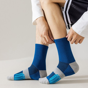 Nuevo diseño personalizado Team Grip calcetines deportivos lana/Nylon Material tejido ecológico secado rápido transpirable Crew Bottom Logo hombres - Product Image 4