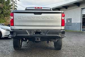 Chevrolet Silverado 3500HD 2024, Camioneta de Trabajo, Cabina Regular, Volante a la Izquierda, 4x4, Automática, Cuero Oscuro, Techo Corredizo R19 - Product Image 4