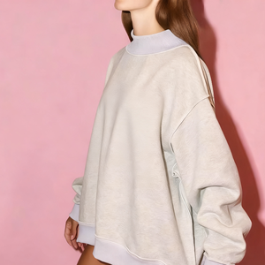 Sweat-shirt à col montant en coton doux tissé pour femme, couleur personnalisée, style boxy, imprimé bouffant, pour l'hiver - Product Image 2