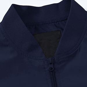 เสื้อแจ็กเก็ตบอมเบอร์สำหรับผู้ชายผ้าโพลีเอสเตอร์100% มีฉลากส่วนตัวสำหรับฤดูหนาวใช้บนเครื่องบิน - Product Image 3