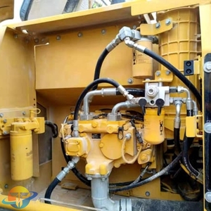 คุณภาพสูง ใช้สำหรับรถขุด CAT320D รุ่นปี 2015 ใช้งานมาแล้ว 3200 ชั่วโมง ความจุบุ้งกี๋ 1 ลูกบาศก์เมตร ทรงพลังและมีประสิทธิภาพ - Product Image 1