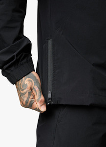 Veste coupe-vent respirante et imperméable pour homme, style streetwear 2024, personnalisable, pour la montagne, les sports de plein air, vente chaude - Product Image 5