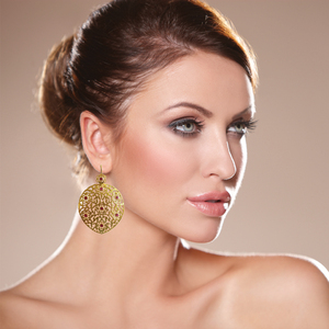 Boucles d'oreilles faites à la main en argent sterling 925 plaqué or avec rubis et pierres précieuses. - Product Image 2