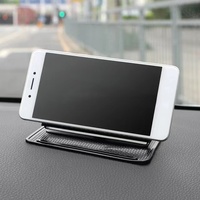 Supporto Antiscivolo in Silicone Nero per Telefono Auto, Supporto GPS Portatile Rotante a 360 Gradi per Cruscotto