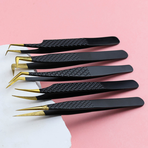 แหนบขนตาปลอมสีชมพูปลายเพชรปลายเส้นใยสีเงิน - Product Image 4