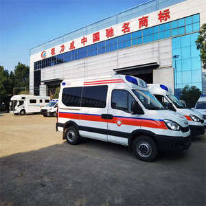 Ambulance médicale d'urgence à propulsion arrière automatique, à essence, norme EURO 6, pour véhicules de taille moyenne de 3 à 8 m de longueur, fabriquée en usine. - Product Image 4