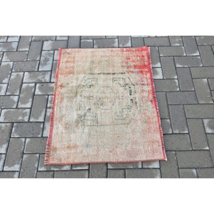 Turkish Rug 2.2x2.9 ft, <b>Red</b> Gray Southwestern <b>Wool</b> Vintage Rug - Product Image 3