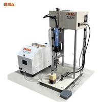 Machine de serrage de vis BBA avec système d'alimentation automatique pour vis et système de guidage de vis