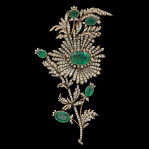 เข็มกลัดรูปดอกไม้ขนาดใหญ่ ประดับพลอยสีเขียวและเพชร เครื่องประดับหรูหราสำหรับผู้หญิง เข็มกลัดงานฝีมือสุดหรู - Product Image 2