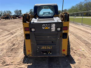 Usado 2016 para 239D Minicargadora Aprobada por La EPA Tracción sobre orugas con potente motor diésel Bomba de alta eficiencia - Product Image 6