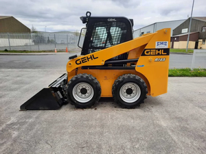 Nouvelle mini-chargeuse Gehl R165 avec garantie de 2 ans Fabriquée en France Testée et certifiée - Product Image 3