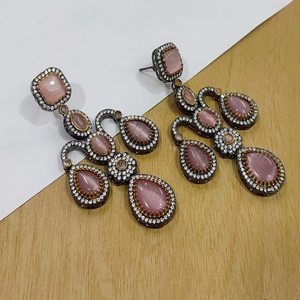 Pendientes polacos victorianos de diamantes de circón a la moda con pendientes elegantes de moda para mujer, ropa de fiesta para fiestas - Product Image 1