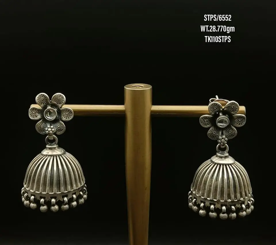 Boucles d'oreilles jhumka en argent oxydé traditionnel 2023, bijoux en argent oxydé plaqué or, vente en gros, Design indien, qualité supérieure
