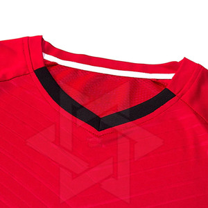 Service OEM Vêtements d'entraînement Uniforme de football Nouveau design Uniforme de football Uniforme de football à bas prix - Product Image 2