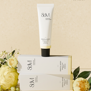 Crème nourrissante pour les mains SOM Jardine 50g - Lotion hydratante aux herbes avec avocat, rose, cerise et fraise - Product Image 2
