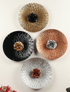 Ensemble d'art mural moderne en métal 04 plaques décoratives faciles à accrocher pour salon chambre bureau hôtel mariage fêtes d'anniversaire - Product Image 4