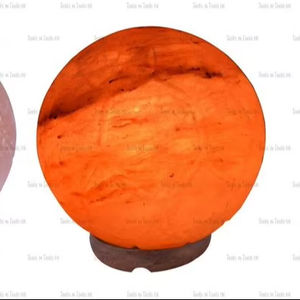 Lampe sculptée artisanalement en forme de bol de sel de l'Himalaya avec une lueur de sphère rayonnante pour l'ambiance de la maison, la détente et la décoration naturelle du bien-être - Product Image 2