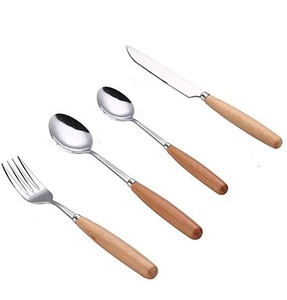 Ensemble de couverts en acier inoxydable finition argentée, fabriqué avec élégance et durabilité, parfait pour les tables à manger, les événements - Product Image 5