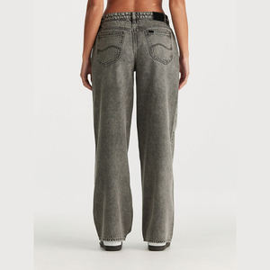 กางเกงยีนส์สำหรับผู้หญิงผ้าเดนิมปักลายระบายอากาศได้ดีสไตล์แฟชั่น - Product Image 2