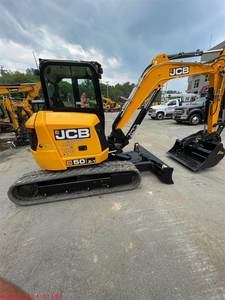 Miniexcavadora JCB 25Z-1 de la Mejor Calidad, Excavadora de Ruedas de 6 Toneladas, 90% Nueva, en Buenas Condiciones, Excavadora Usada 60C en Venta - Product Image 5