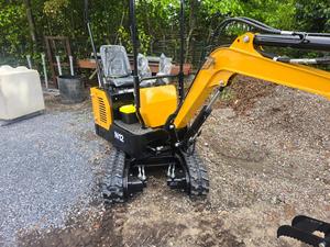 Envío Gratis N12 1.2T Excavadora Mini sobre Orugas con Pluma Deslizante |    Diésel 12 kW |   990 mm de Ancho |   Cadenas de Goma |   Accesorios Hidráulicos - Product Image 5