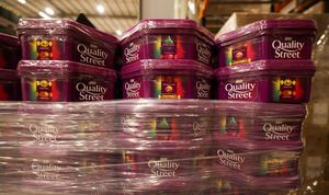 Nestle <b>Quality</b> <b>Street</b> (480gm) - Nestle <b>Quality</b> <b>Street</b> <b>Chocolates</b> & Toffees 900g - Product Image 5