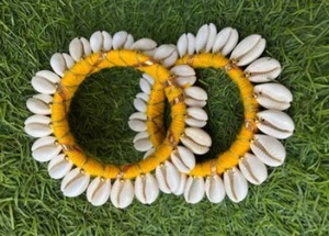 Brazalete de concha marina hecho a mano Cowrie Gota brazalete cumpleaños Rakshabandhan regalo damas de honor Favor Suhag Kada Haldi Mehandi obsequios - Product Image 3