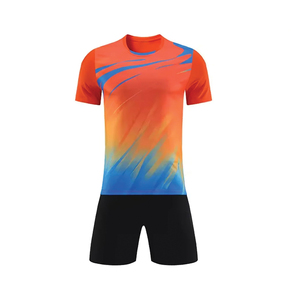 ชุดฟุตบอลแบบยูนิเซ็กซ์ แห้งเร็ว ราคาขายส่ง รับสั่งทำชุดวอลเลย์บอล เนื้อผ้านุ่ม ระบายอากาศได้ดี - Product Image 5