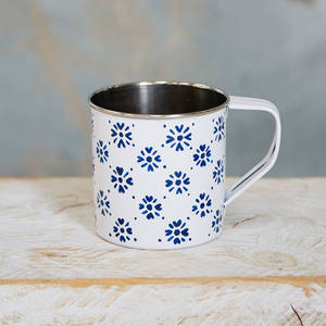 Tasses d'apparence moderne de haute qualité peintes à la main élégantes pour la cuisine à la maison tasses peintes à la main en métal au prix de gros - Product Image 3