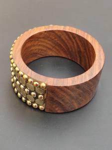 Brazalete ancho de diseñador floral de latón puro 100% hecho a mano, brazalete ajustable, Regalo para mamá - Product Image 3