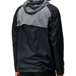 Chaqueta de lluvia para correr al aire libre de diseño personalizado para hombre, ropa de calle de lona con capucha de talla grande, impermeable de nailon suave/poliéster - Product Image 3