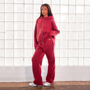 ชุดเซ็ตแทรคสูทซิปโอเวอร์ไซส์สำหรับผู้ชายและผู้หญิง สไตล์สตรีทแวร์สุดเทรนดี้ พร้อมความใส่สบายและดีไซน์แฟชั่นทันสมัย - Product Image 1