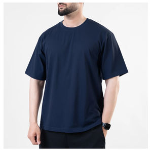 Camiseta de Hombre Lisa, 100% Algodón, Tejido de Punto, Diseño en Blanco con Logotipo Personalizado y Color Sólido - Product Image 2