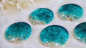 Ensemble de sous-verres en résine époxy transparente de haute qualité Tapis de tasse de boisson décoratifs pour la cuisine à la maison et les hôtels Utilisation de la table - Product Image 3