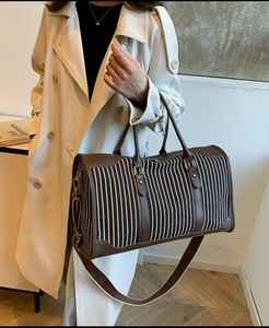 Customized Vegan Pebble Texture Leather Travel Weekender <b>Overnight</b> Duffel <b>Bag</b> Gym Sports Luggage Tote Duffle <b>Bags</b> <b>for</b> <b>Men</b> - Product Image 6