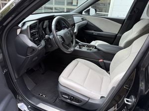 Lexus LX 350 2024 Usado, Lujo, Tracción en las Cuatro Ruedas, Volante a la Izquierda, Emisión Euro III, 5 Asientos - Product Image 5