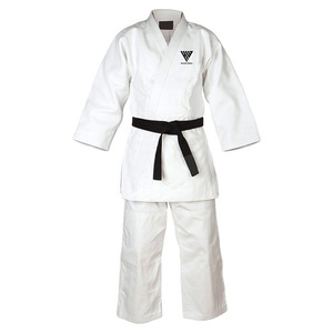 Uniforme de karaté hautement recommandé, art martial, personnalisé, ODM, uniforme de karaté en polycoton 300GSM offrant une liberté de mouvement facile - Product Image 1