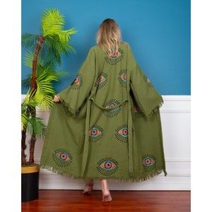 Kimono long pour femme, doux et léger, avec un drapé décontracté, conçu pour un style décontracté, élégant et contemporain - Product Image 5