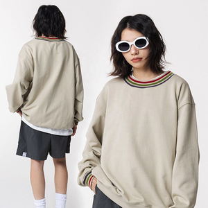 Sudadera Unisex Personalizada con Cuello Redondo Beige, 100% Algodón Felpa, Estilo Casual Urbano, Cuello y Puños a Rayas, Tinte Liso, Bordada para Invierno - Product Image 2