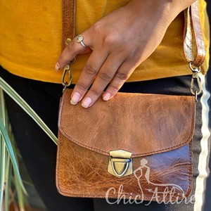 Vente en gros de sacs à bandoulière en cuir véritable polyvalents et de haute qualité pour femmes sacs en cuir de grande capacité sacs à bandoulière simples - Product Image 1