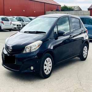 TOYOTA YARIS USADO 2014 CON VOLANTE A LA IZQUIERDA/DERECHA - Product Image 1