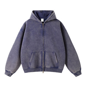 Sudadera con Capucha Extra Grande con Lavado Ácido Decolorado por el Sol, Bordado de Lujo y Acabado Vintage Desgastado. - Product Image 6