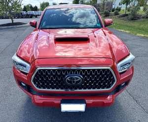 Camionetas Tacoma T.R.D Sport Doble Cabina 4x4 del 2018, Usadas en Buen Estado, en Venta - Product Image 1