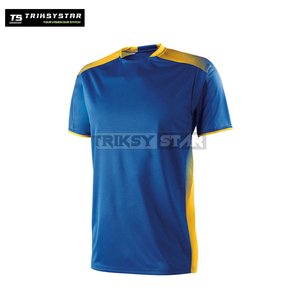 Ensemble de maillot de football personnalisé, uniforme de football léger, respirant, à séchage rapide, vêtements d'équipe personnalisés pour hommes pour l'entraînement et les matchs - Product Image 2