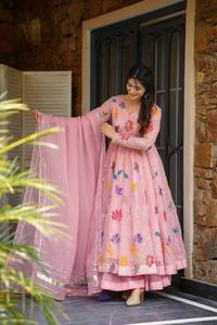 Tenue de fête indienne moderne en soie organza avec impression numérique pour filles pour adultes Occasions de mariage décontractées - Product Image 5