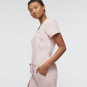 ชุดสครับผู้หญิงคุณภาพสูง ผ้าฝ้าย 100% แบบสั่งทำพิเศษ มีกระเป๋าสองช่อง ราคาประหยัด ผ้าแคนวาส ชุดยูนิฟอร์มโรงพยาบาล - Product Image 4