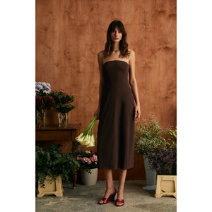 Robe longue sans bretelles en tissu doux et extensible pour femmes GRIMELANGE RUMI - Product Image 4