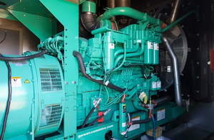 Générateur diesel Cummins 1000 kW 240 V 60 Hz 1800 tr/min à châssis ouvert pour usage commercial de secours - Product Image 3
